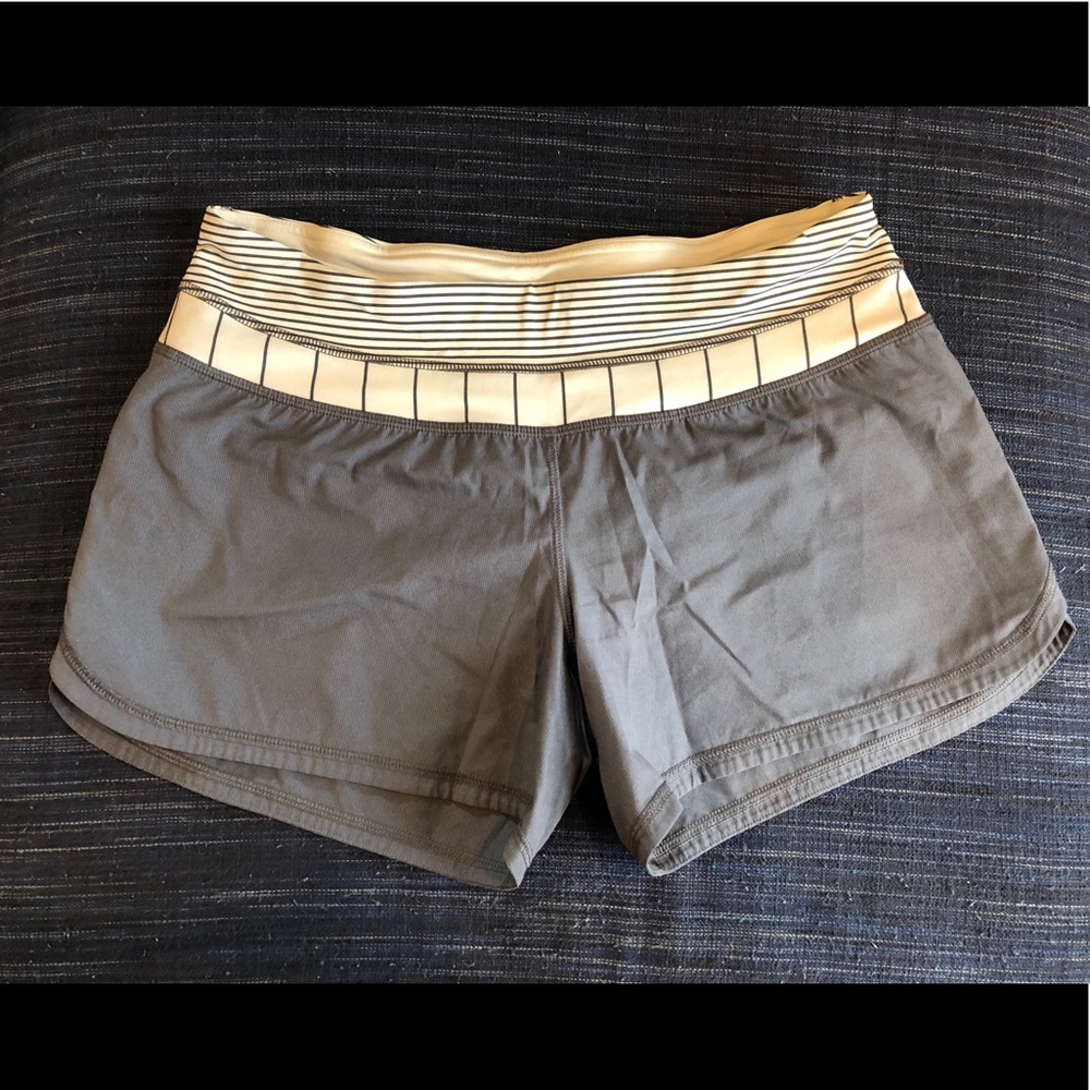 Lululemon women’s shorts. Size 6
